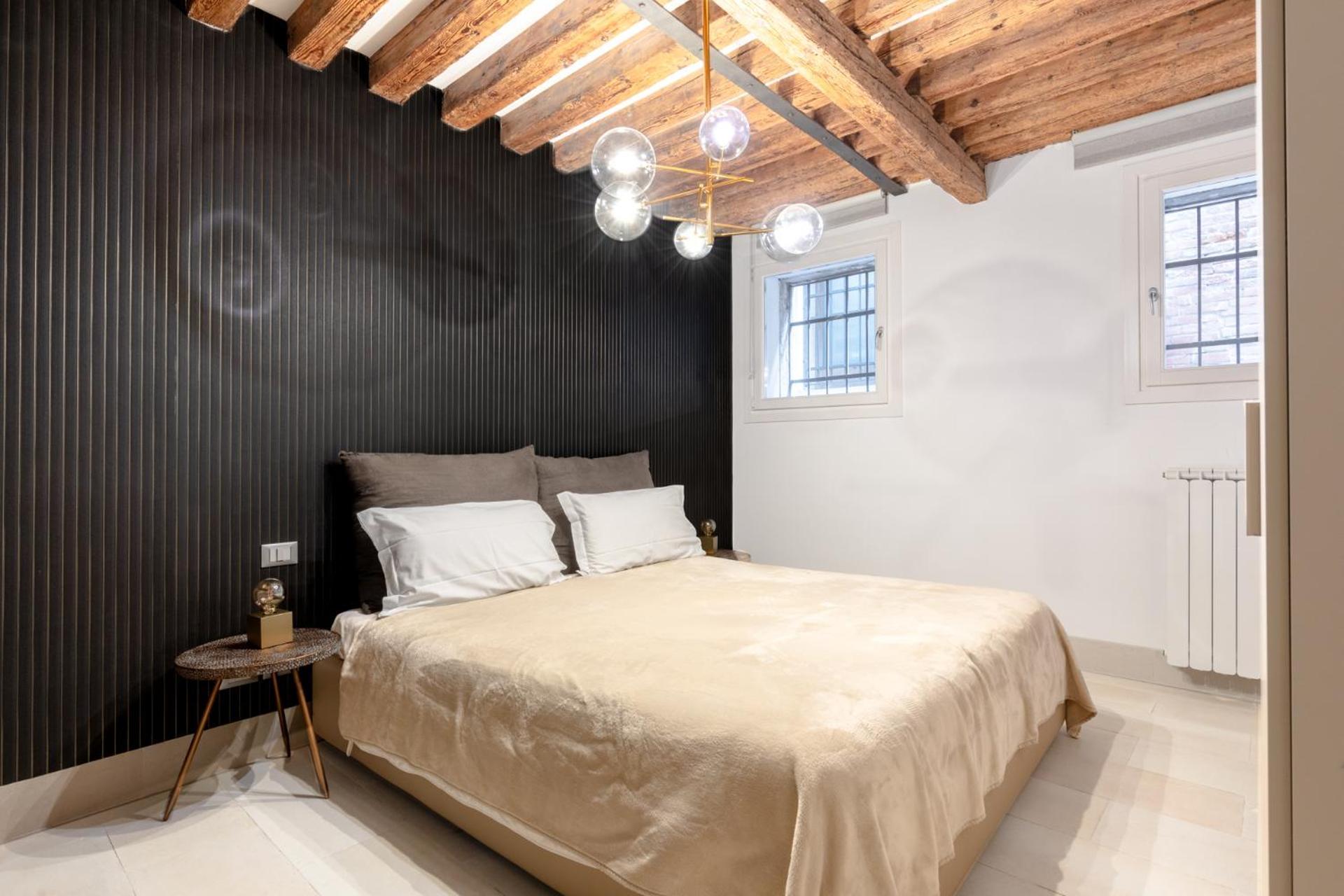 Charming Ca' Rosa Venice